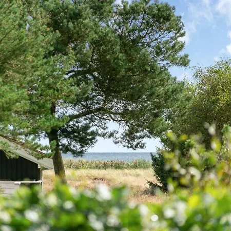Ferienhaus Elevira - 200m From The Sea By Interhome