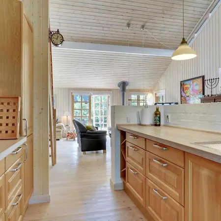 Ferienhaus Elevira - 200m From The Sea By Interhome Hals